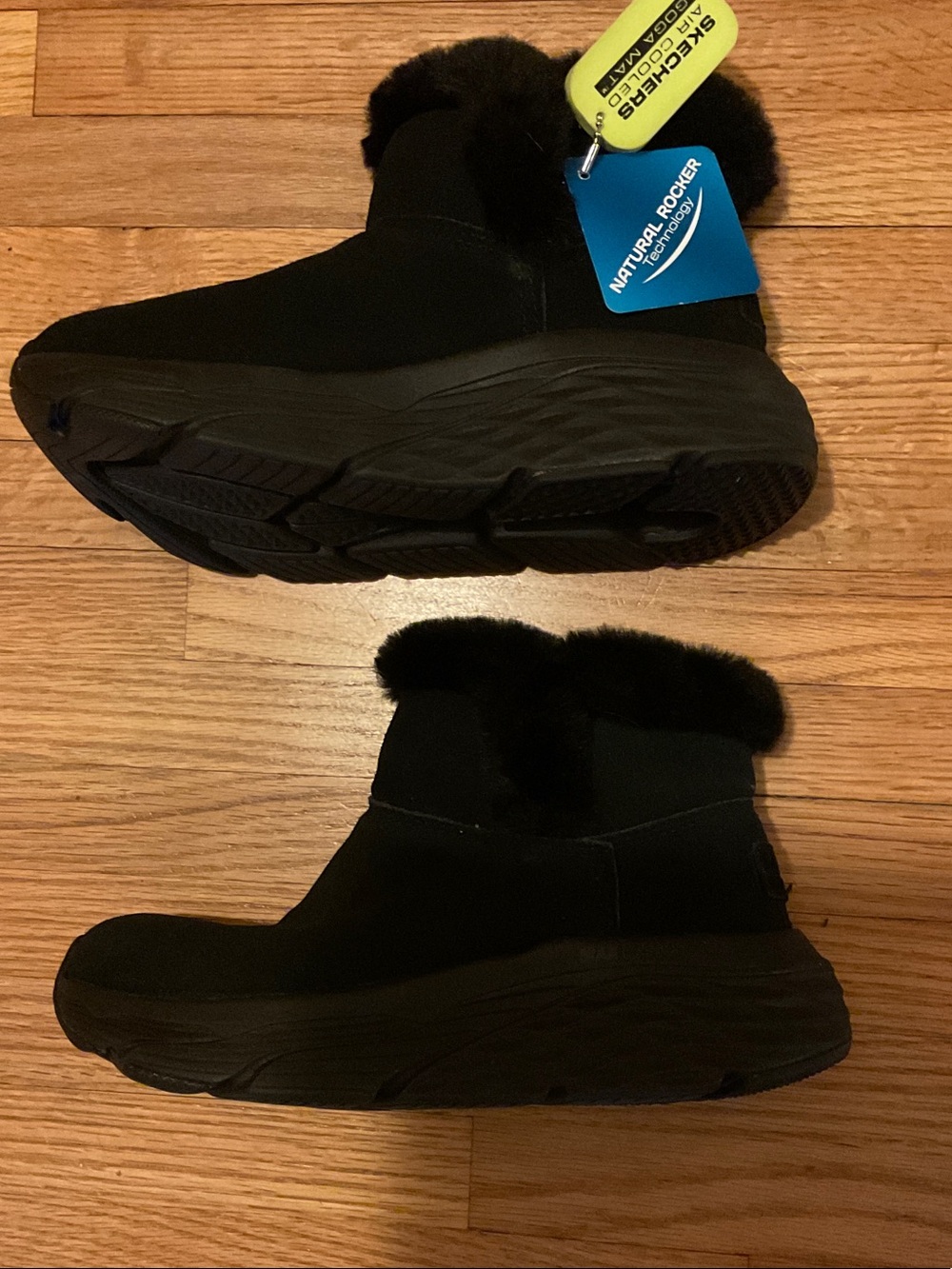 NWT Skechers Black Faux Fur Booties
